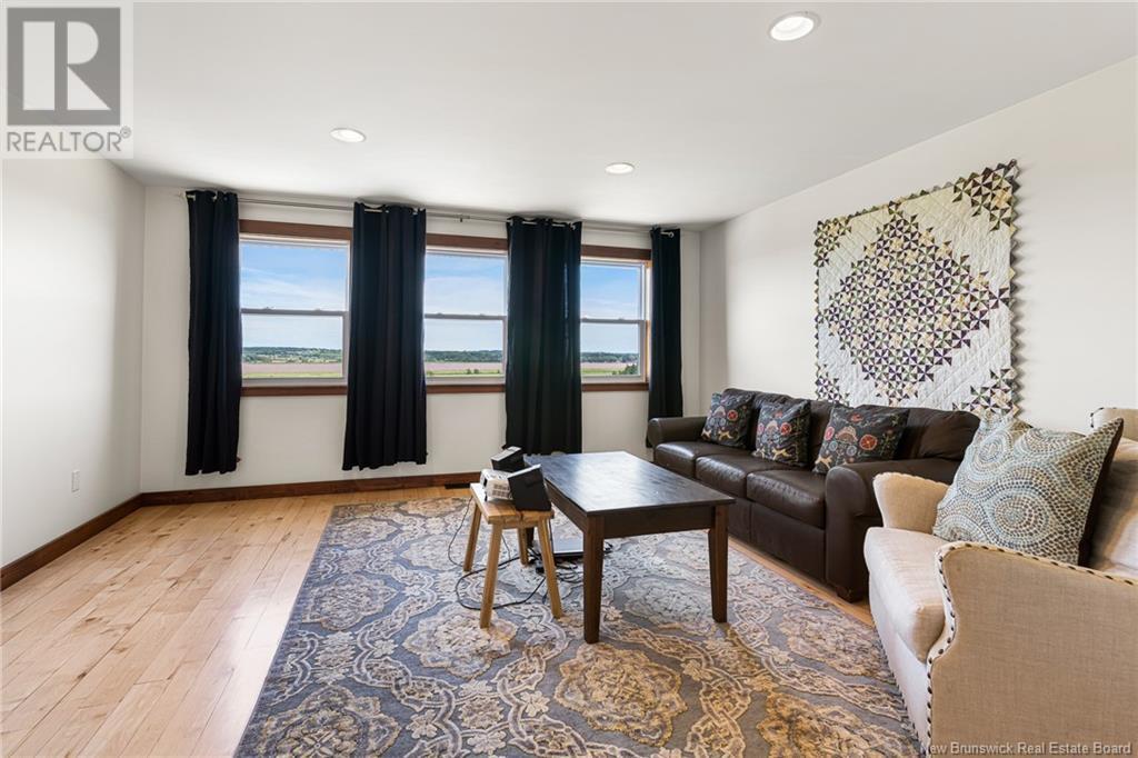 












2585 Route 114

,
Weldon,




New Brunswick
E4H4P8

