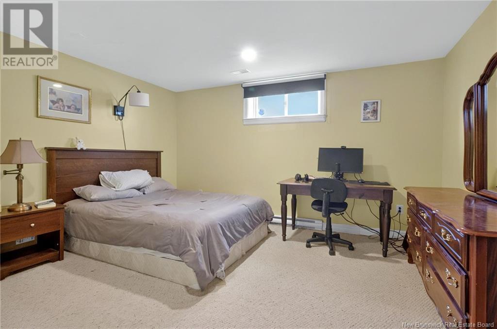 












14 Glastonbury Drive

,
Moncton,




New Brunswick
E1A8T1

