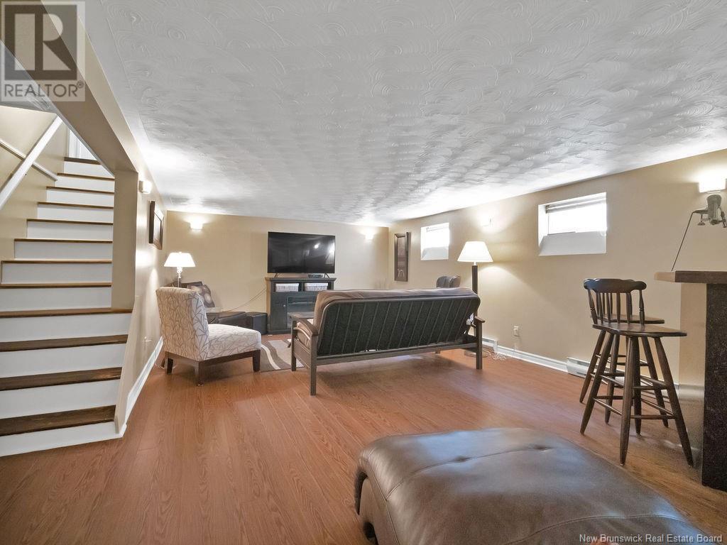 












173 Church

,
Moncton,




New Brunswick
E1C4Z8

