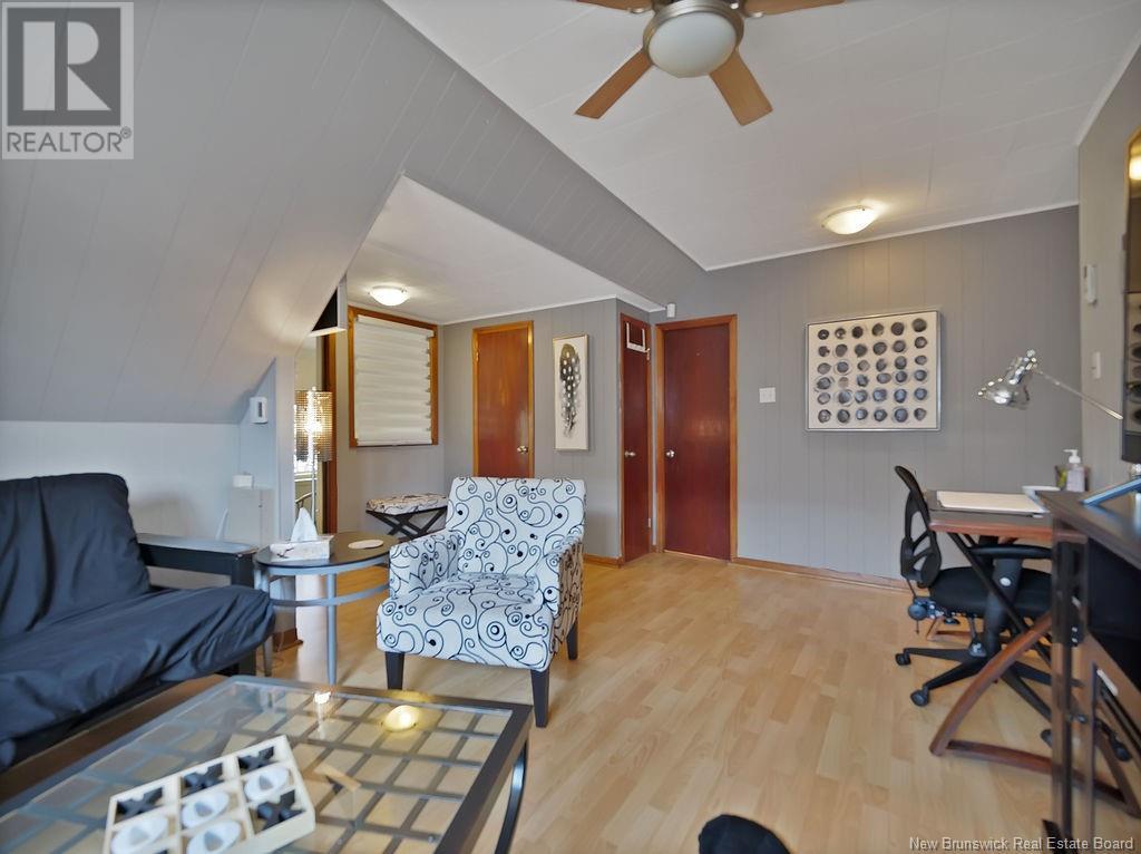 












173 Church

,
Moncton,




New Brunswick
E1C4Z8

