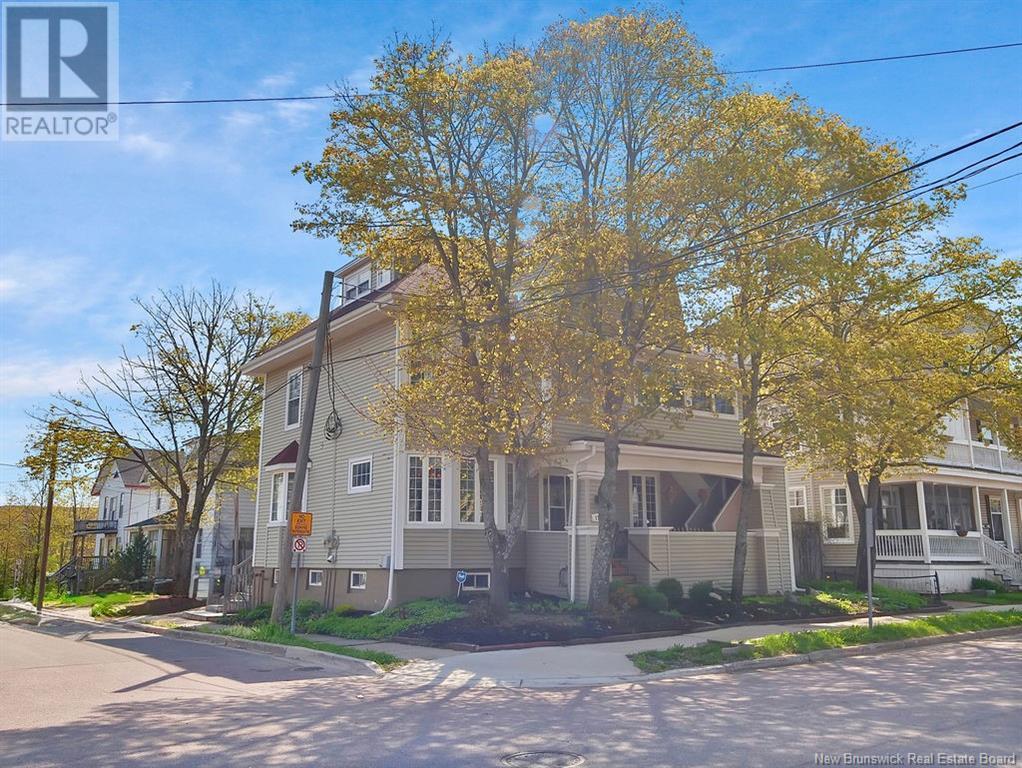 












173 Church

,
Moncton,




New Brunswick
E1C4Z8

