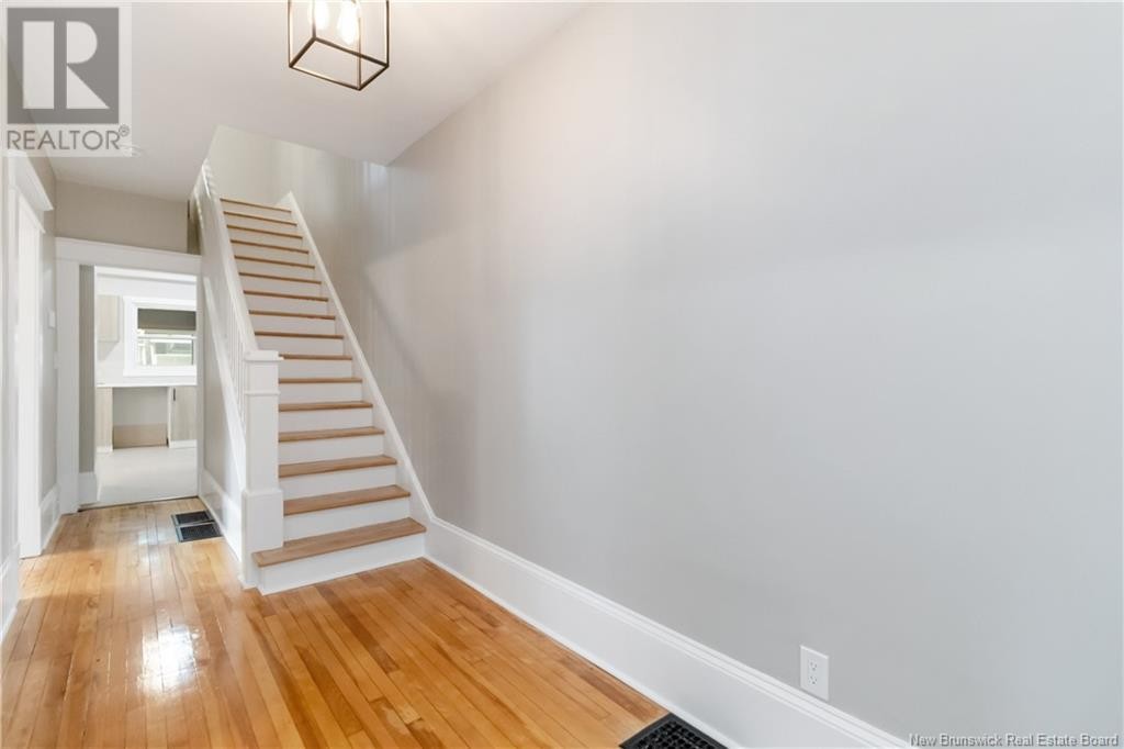 












74 West

,
Moncton,




New Brunswick
E1E3N7

