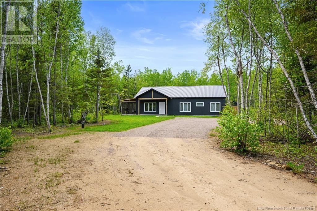 












30 Baron Road

,
Grand-Barachois,







New Brunswick
E4P9A6

