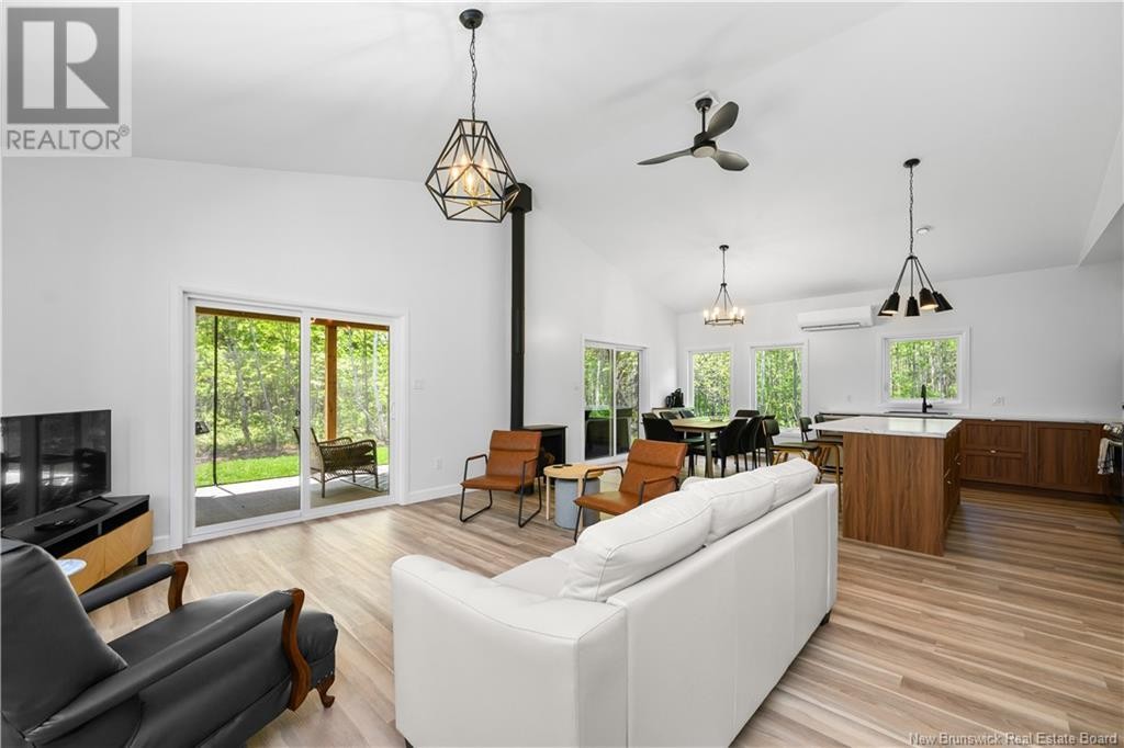 












30 Baron Road

,
Grand-Barachois,







New Brunswick
E4P9A6

