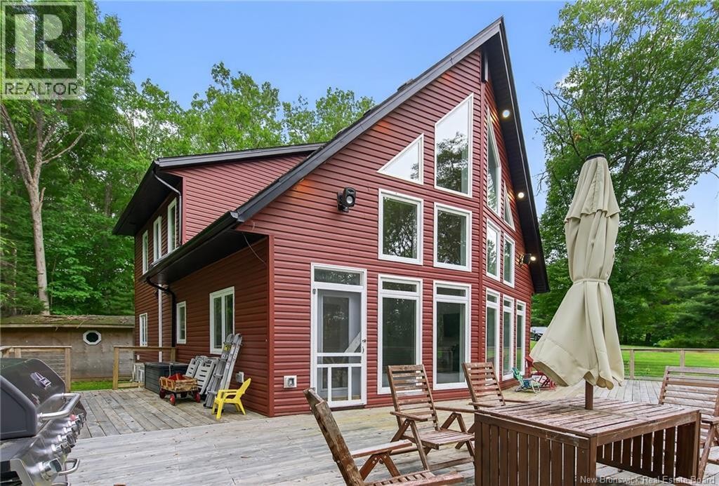 












30 Owens Lane

,
Cambridge-Narrows,




New Brunswick
E4C1X2

