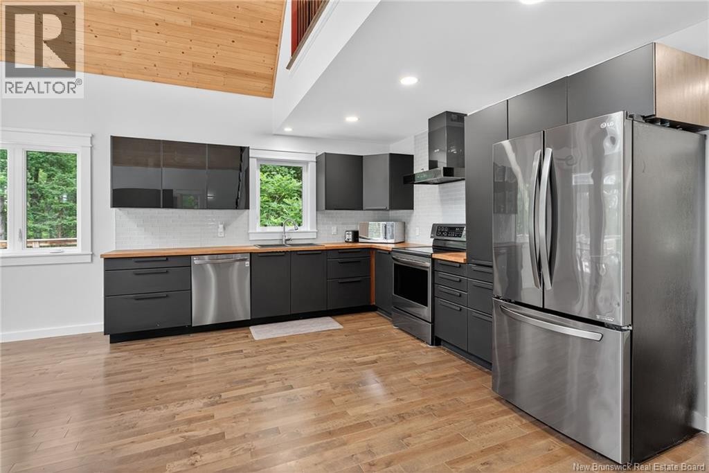 












30 Owens Lane

,
Cambridge-Narrows,




New Brunswick
E4C1X2

