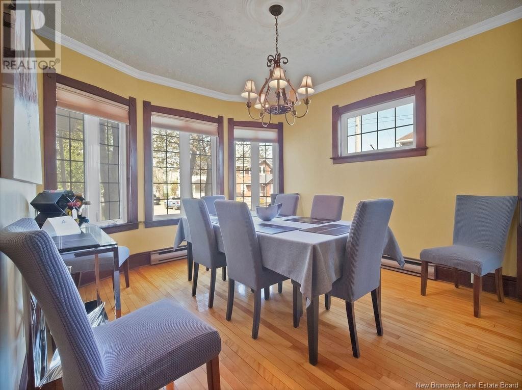 












173 Church

,
Moncton,




New Brunswick
E1C4Z8

