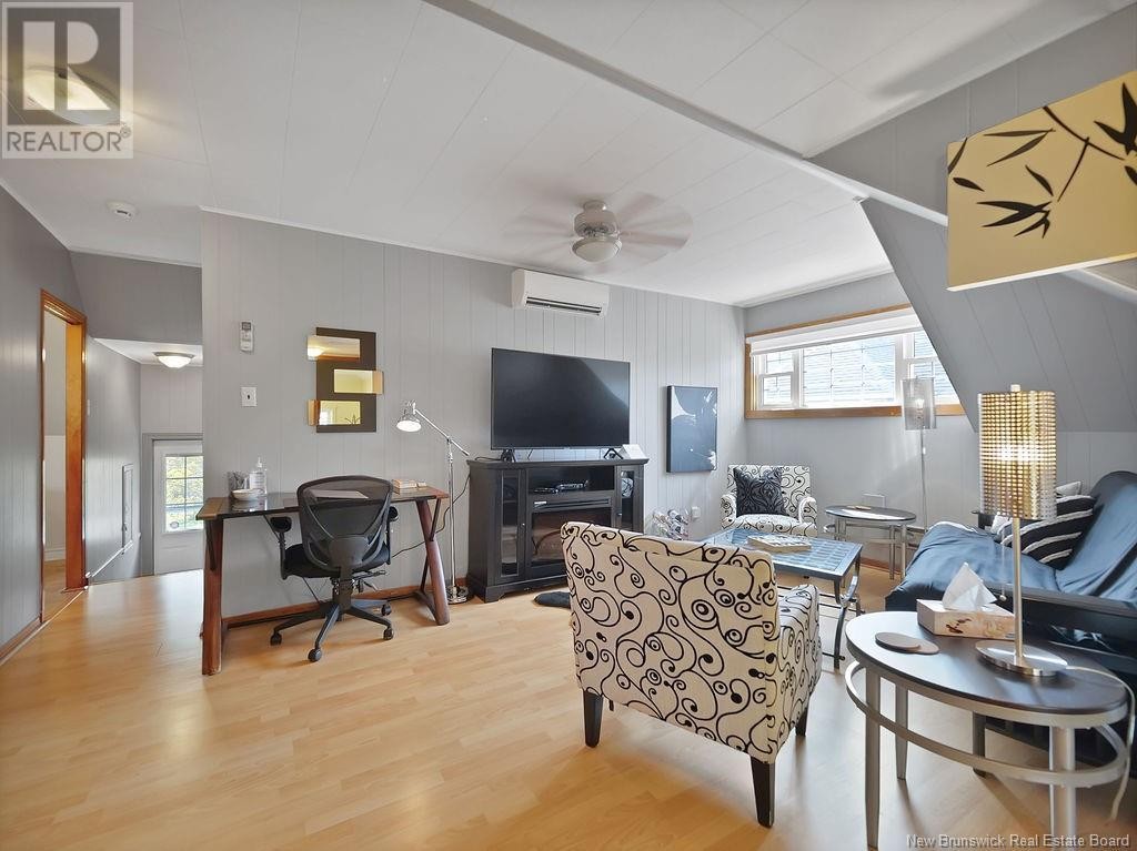 












173 Church

,
Moncton,




New Brunswick
E1C4Z8

