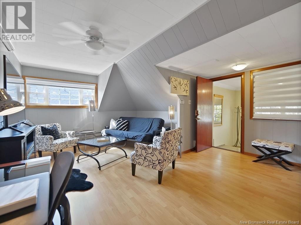 












173 Church

,
Moncton,




New Brunswick
E1C4Z8

