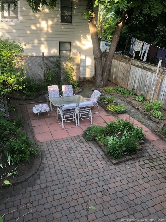 












173 Church

,
Moncton,




New Brunswick
E1C4Z8

