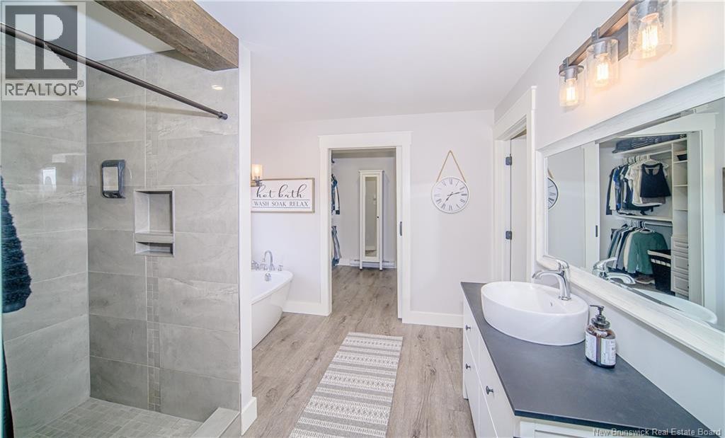 












1304 Scenic Narrows Boulevard

,
Cambridge-Narrows,




New Brunswick
E4C2N6

