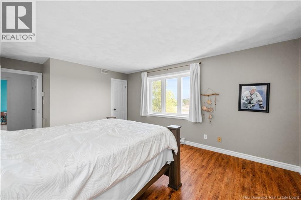 












61 Station Road

,
Sackville,




New Brunswick
E4L1K7

