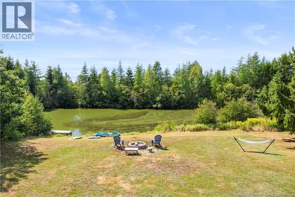 












61 Station Road

,
Sackville,




New Brunswick
E4L1K7

