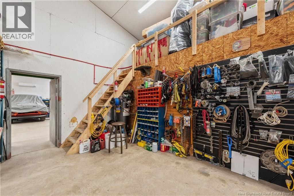 












2401 NB-132 Route

,
Greater Lakeburn,




New Brunswick
E1H4Z7

