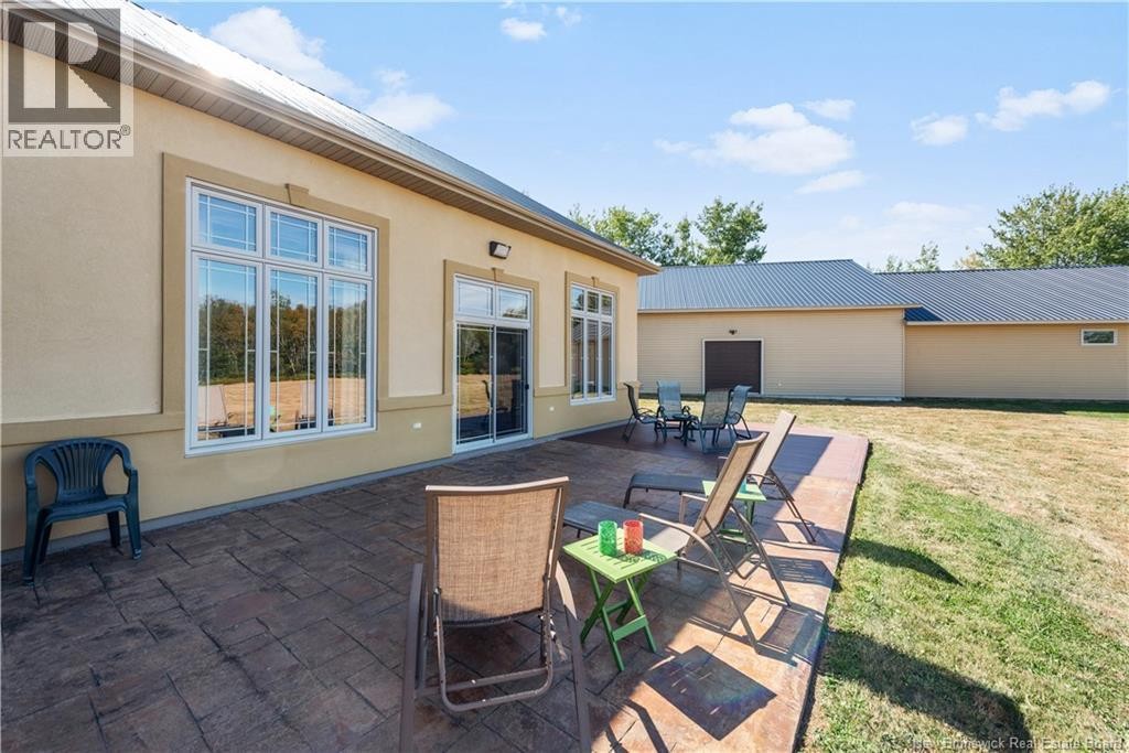 












2401 NB-132 Route

,
Greater Lakeburn,




New Brunswick
E1H4Z7

