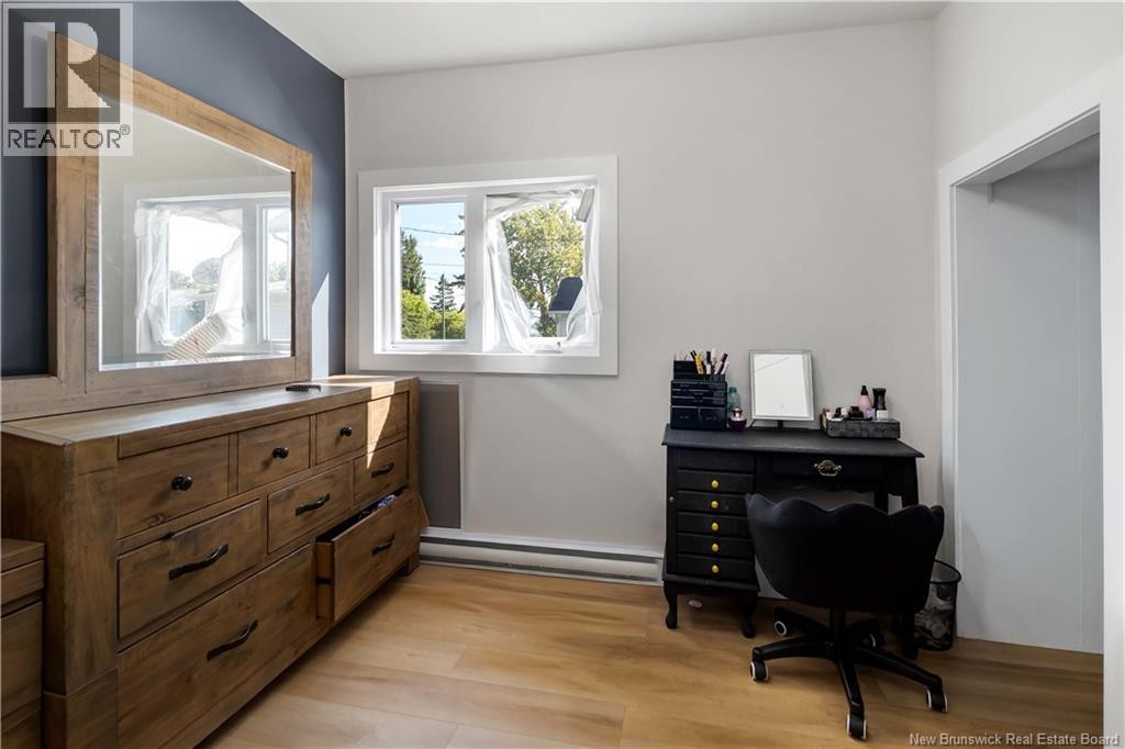 












48 Eighth Street

,
Moncton,




New Brunswick
E1E3E9

