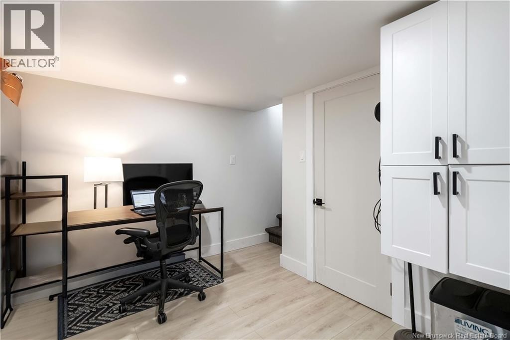 












48 Eighth Street

,
Moncton,




New Brunswick
E1E3E9

