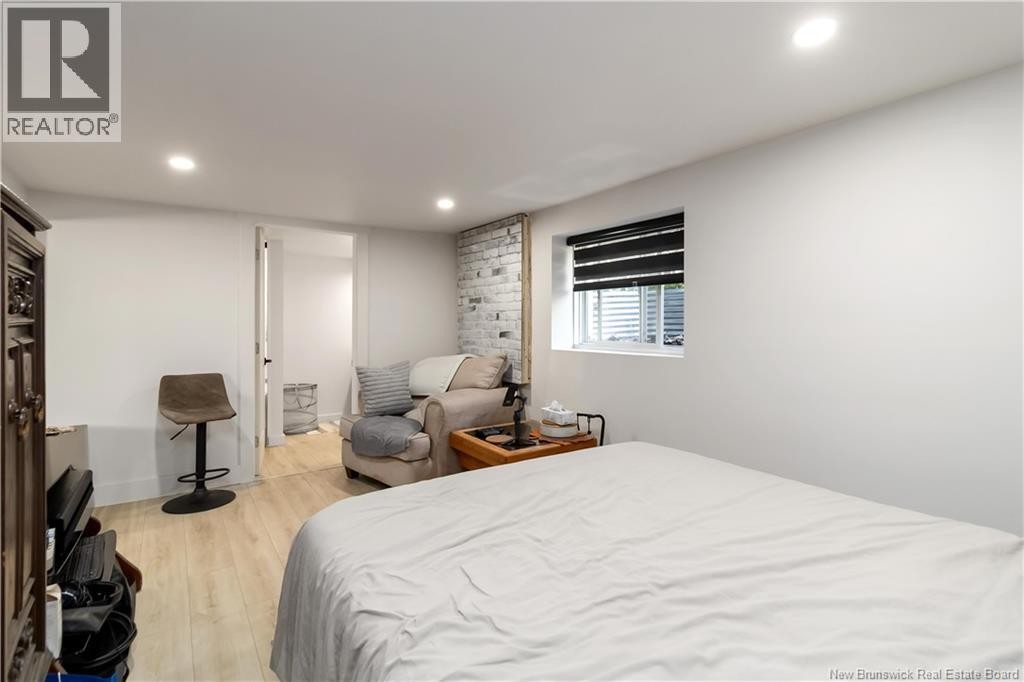 












48 Eighth Street

,
Moncton,




New Brunswick
E1E3E9

