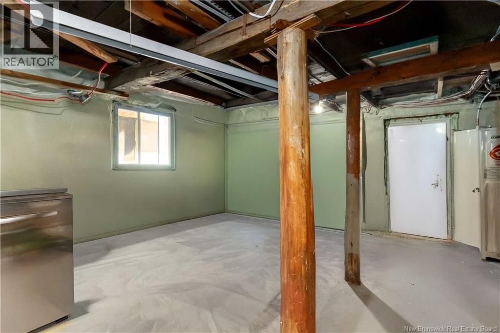 












48 Eighth Street

,
Moncton,




New Brunswick
E1E3E9

