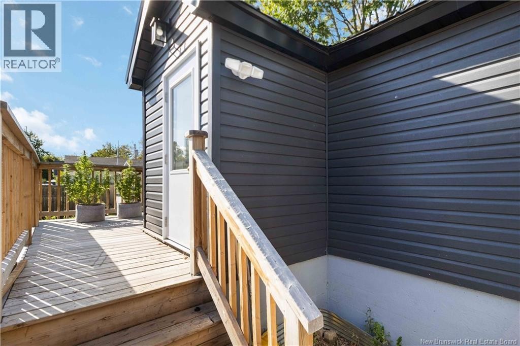 












48 Eighth Street

,
Moncton,




New Brunswick
E1E3E9

