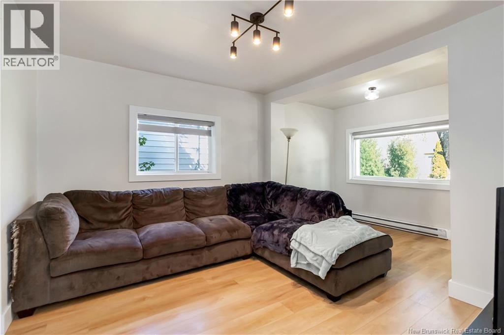 












48 Eighth Street

,
Moncton,




New Brunswick
E1E3E9

