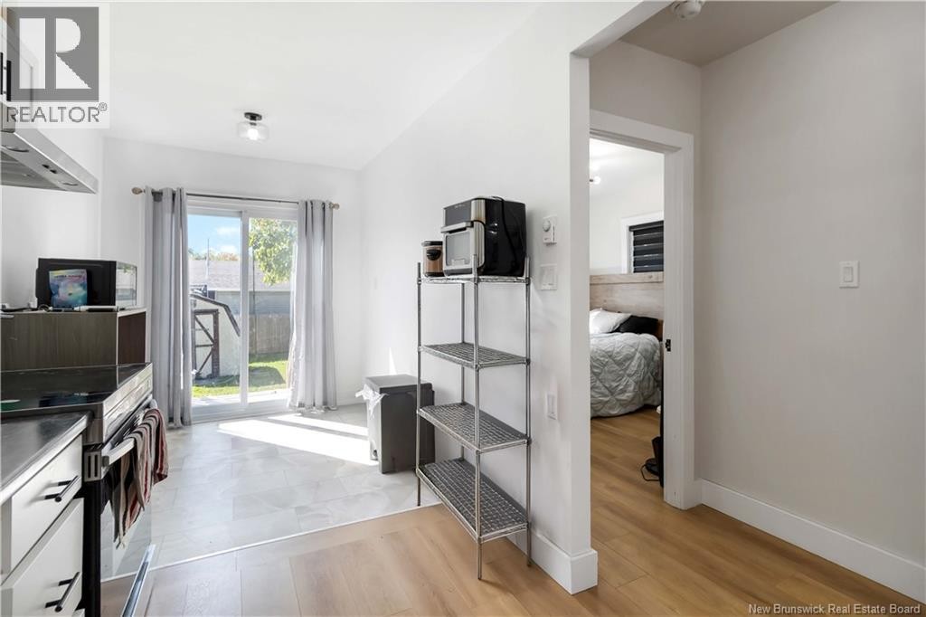 












48 Eighth Street

,
Moncton,




New Brunswick
E1E3E9

