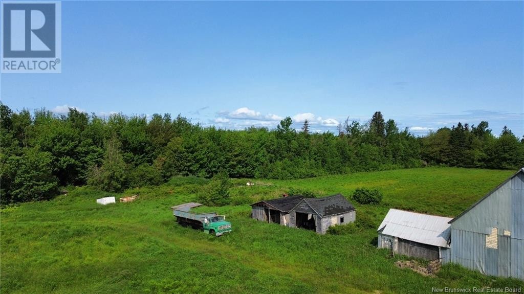 












78 RUE VIENNEAU

,
Cap-Pelé,







New Brunswick
E4N1V1

