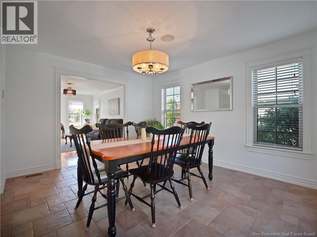 












94 du Golf

,
Dieppe,




New Brunswick
E1A8J6

