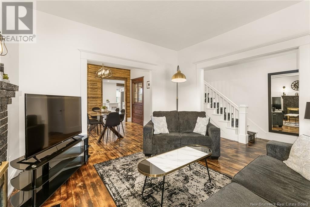












24-26 West

,
Moncton,




New Brunswick
E1E3N3

