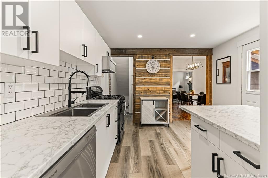 












24-26 West

,
Moncton,




New Brunswick
E1E3N3

