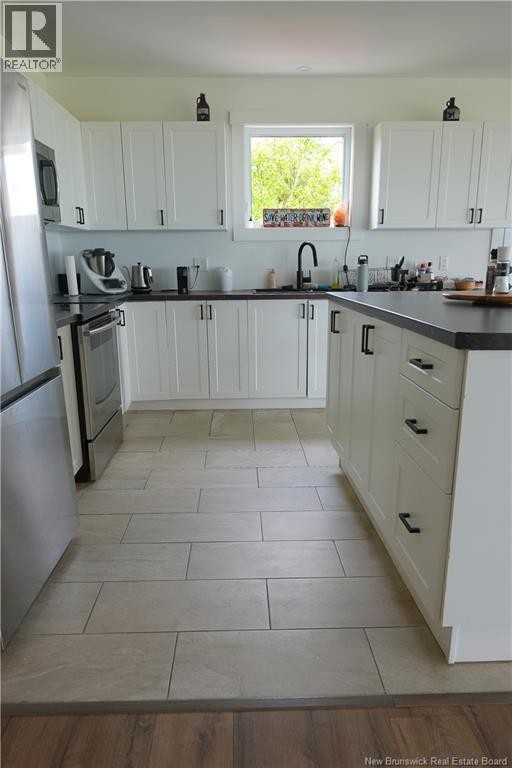 












824 INDIAN MOUNTAIN Road

,
Moncton,




New Brunswick
E1G3M9

