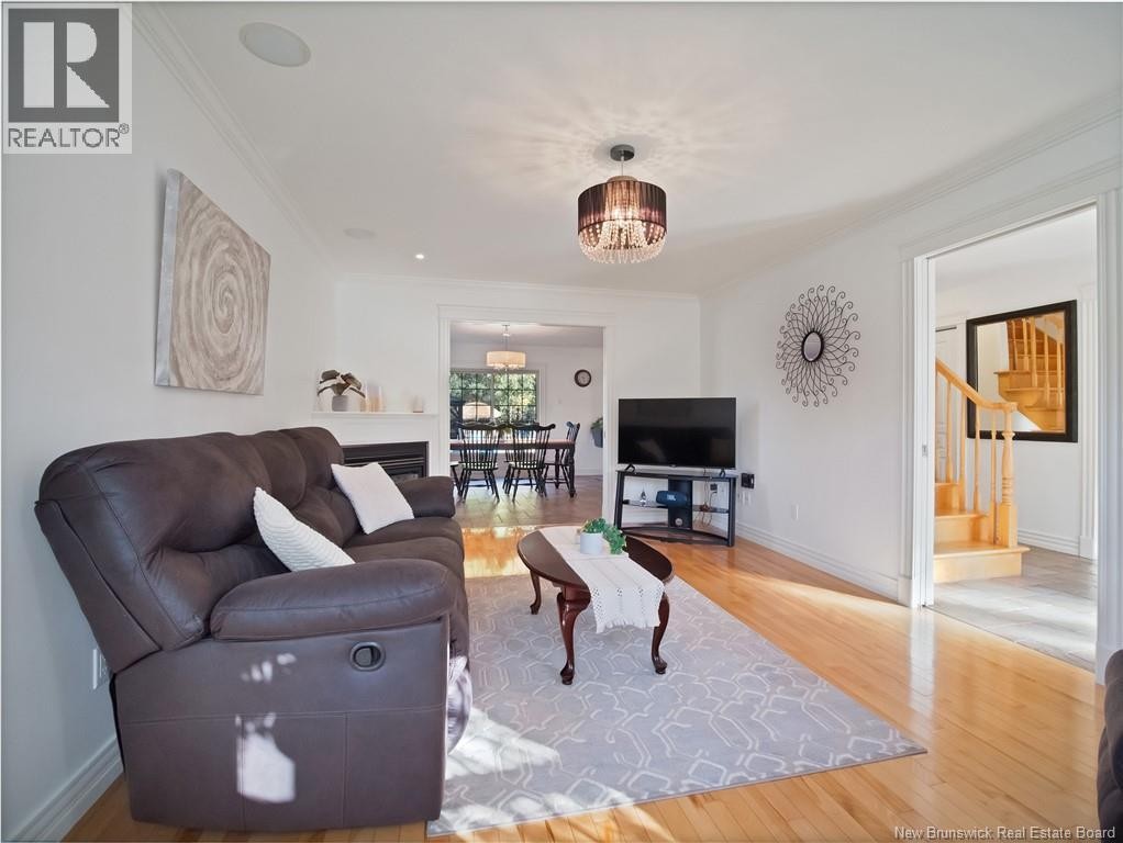 












94 du Golf

,
Dieppe,




New Brunswick
E1A8J6

