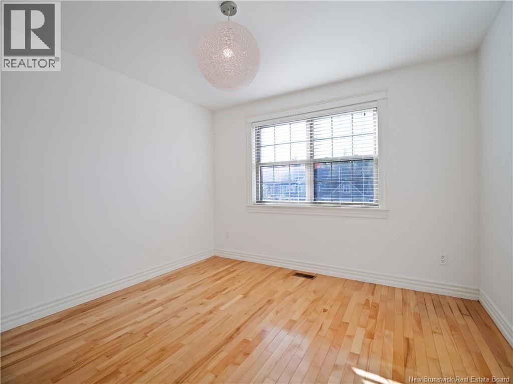 












94 du Golf

,
Dieppe,




New Brunswick
E1A8J6

