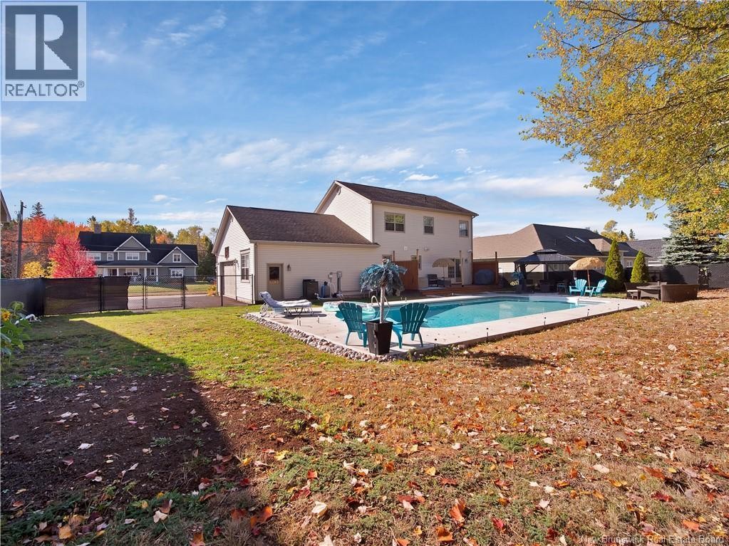 












94 du Golf

,
Dieppe,




New Brunswick
E1A8J6

