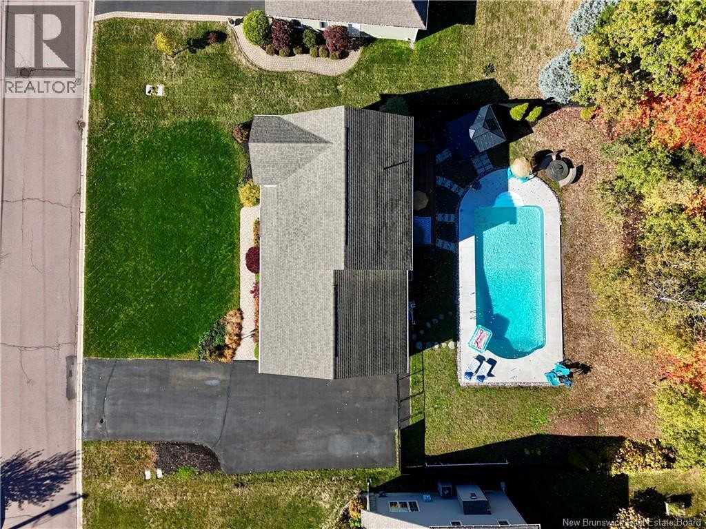 












94 du Golf

,
Dieppe,




New Brunswick
E1A8J6

