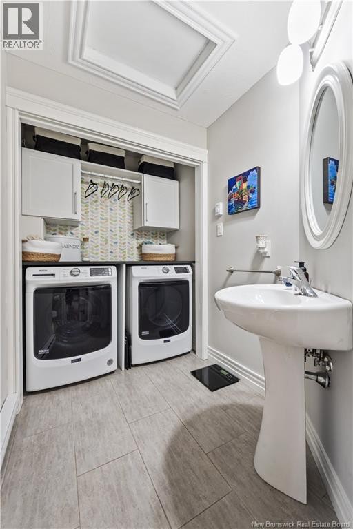 












98 O'Neill Street

,
Moncton,




New Brunswick
E1A9M1

