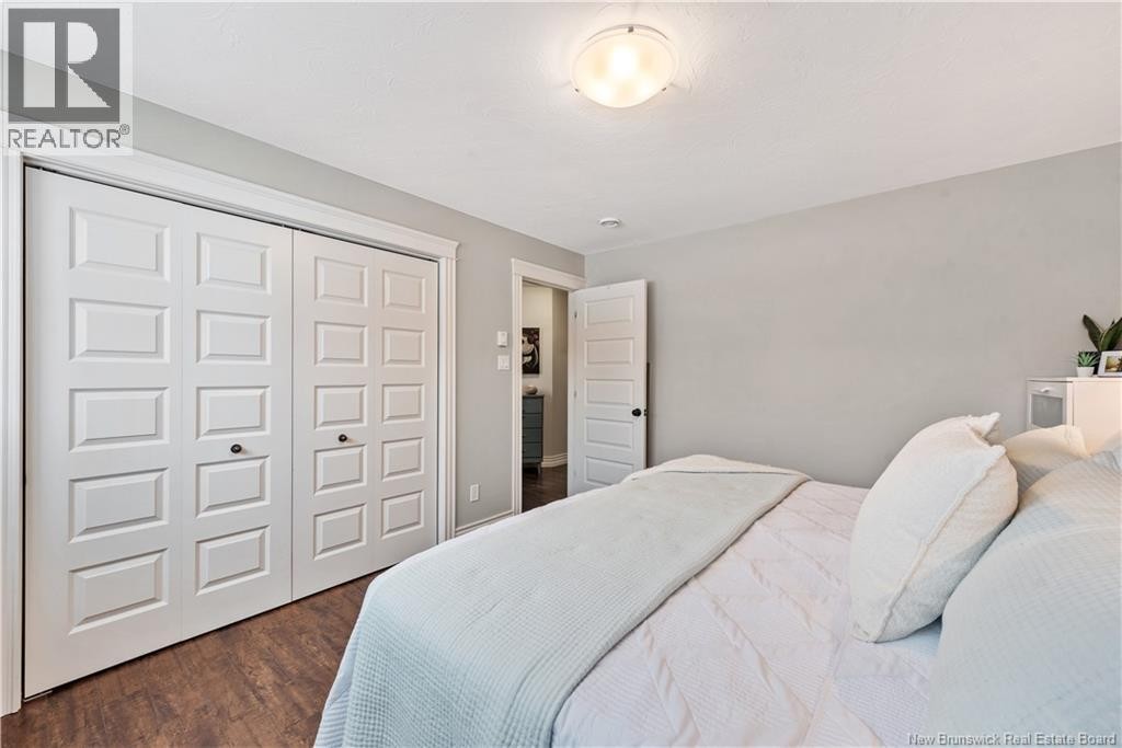 












98 O'Neill Street

,
Moncton,




New Brunswick
E1A9M1

