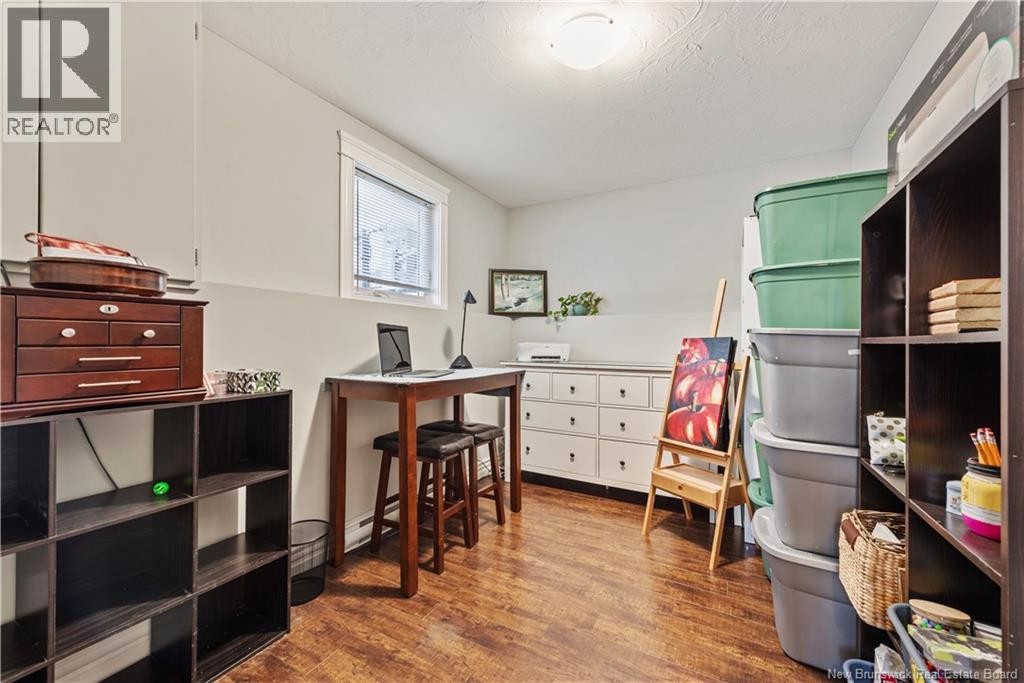 












98 O'Neill Street

,
Moncton,




New Brunswick
E1A9M1

