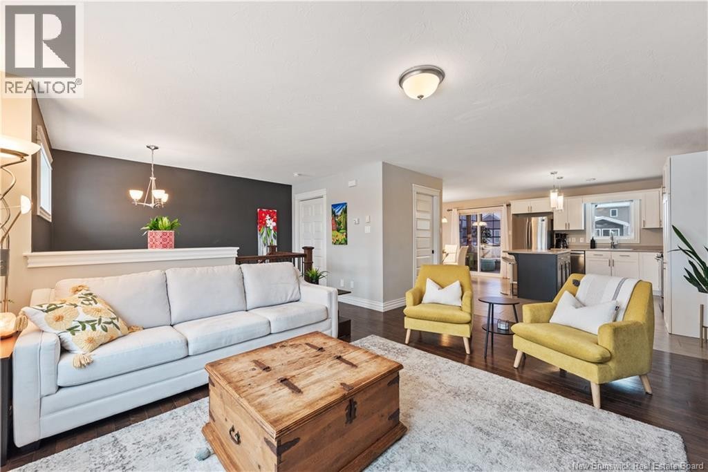 












98 O'Neill Street

,
Moncton,




New Brunswick
E1A9M1

