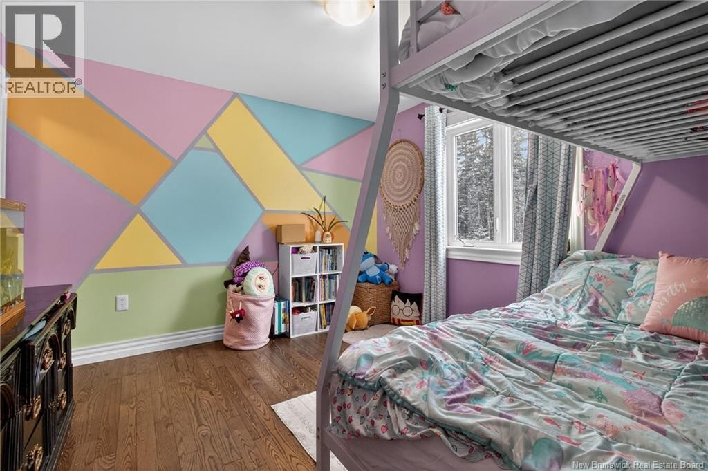 












11 Amber Ridge Court

,
Berry Mills,




New Brunswick
E1G5R3

