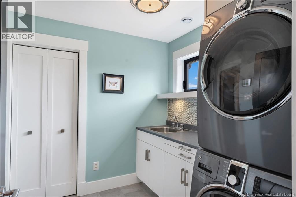 












96 Thorncastle

,
Lutes Mountain,




New Brunswick
E1G0P9

