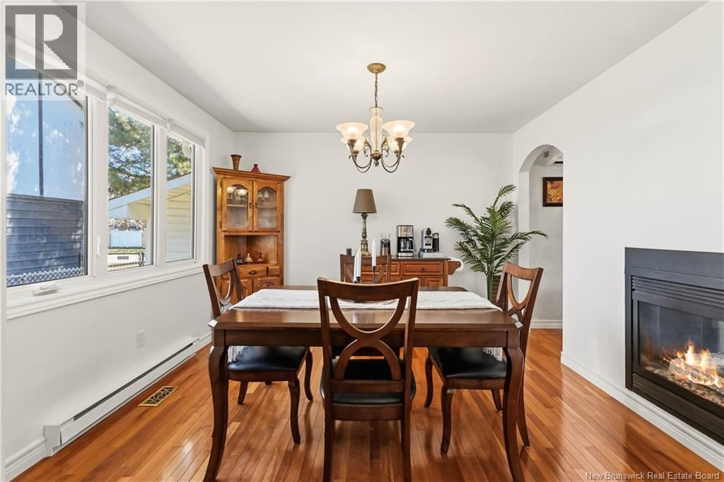 












35 Firwood Crescent

,
Moncton,




New Brunswick
E1A5W9

