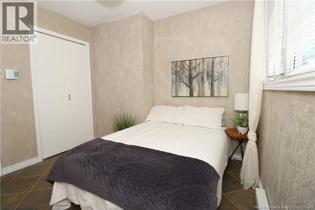 












35 Firwood Crescent

,
Moncton,




New Brunswick
E1A5W9

