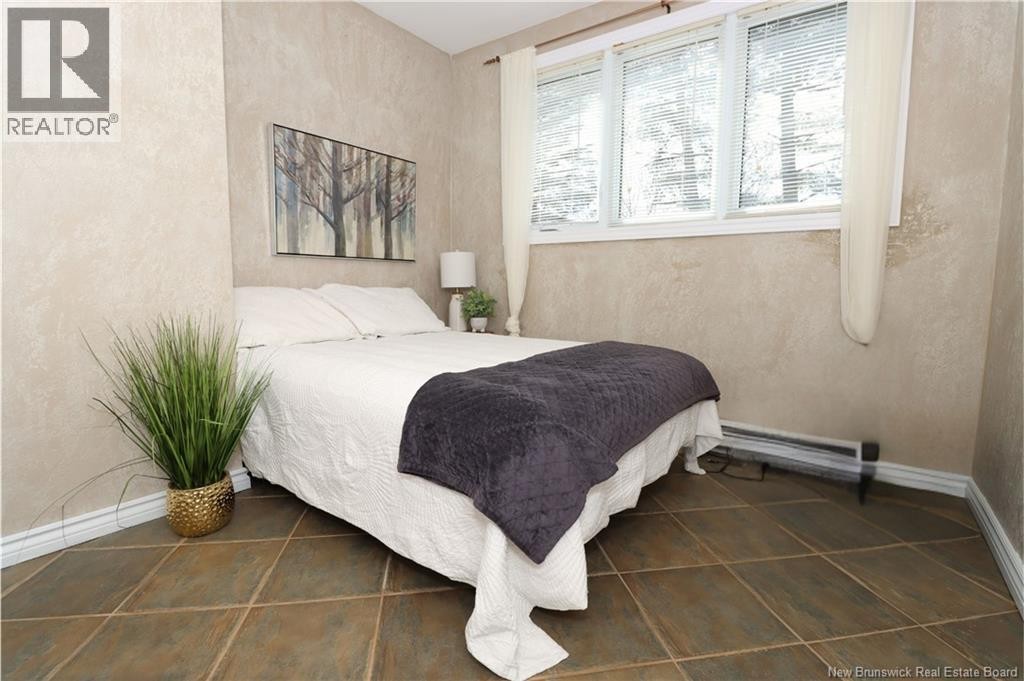 












35 Firwood Crescent

,
Moncton,




New Brunswick
E1A5W9

