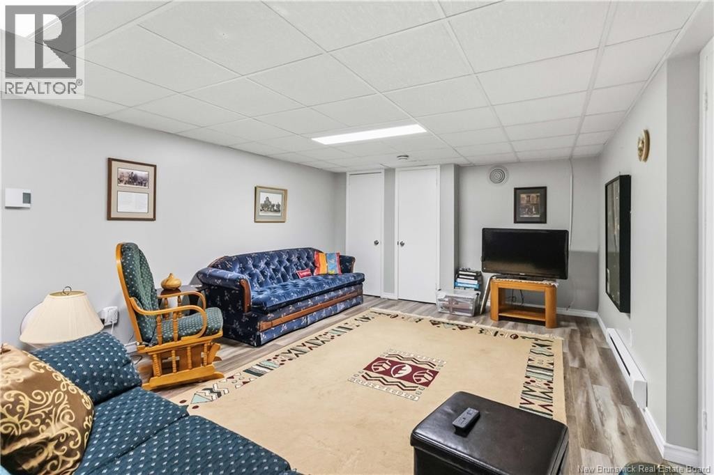 












35 Firwood Crescent

,
Moncton,




New Brunswick
E1A5W9

