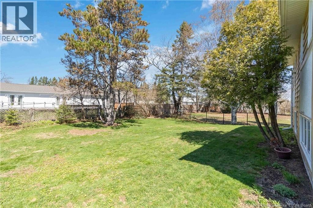 












35 Firwood Crescent

,
Moncton,




New Brunswick
E1A5W9

