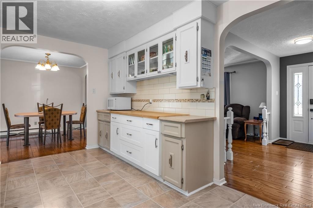












28 Yvon

,
Saint-Antoine,




New Brunswick
E4V1L1

