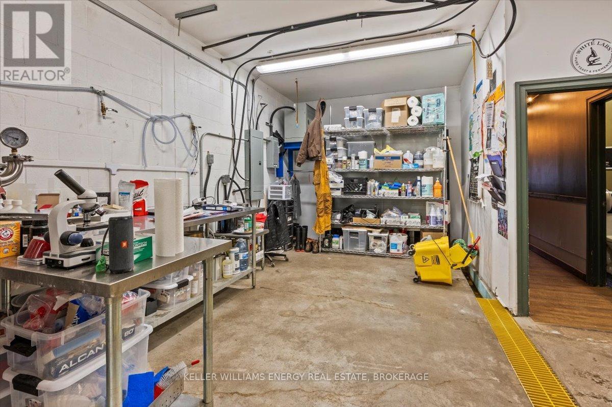 












3 - 422 LAKE ROAD

,
Clarington (Bowmanville),




Ontario
L1A4P8

