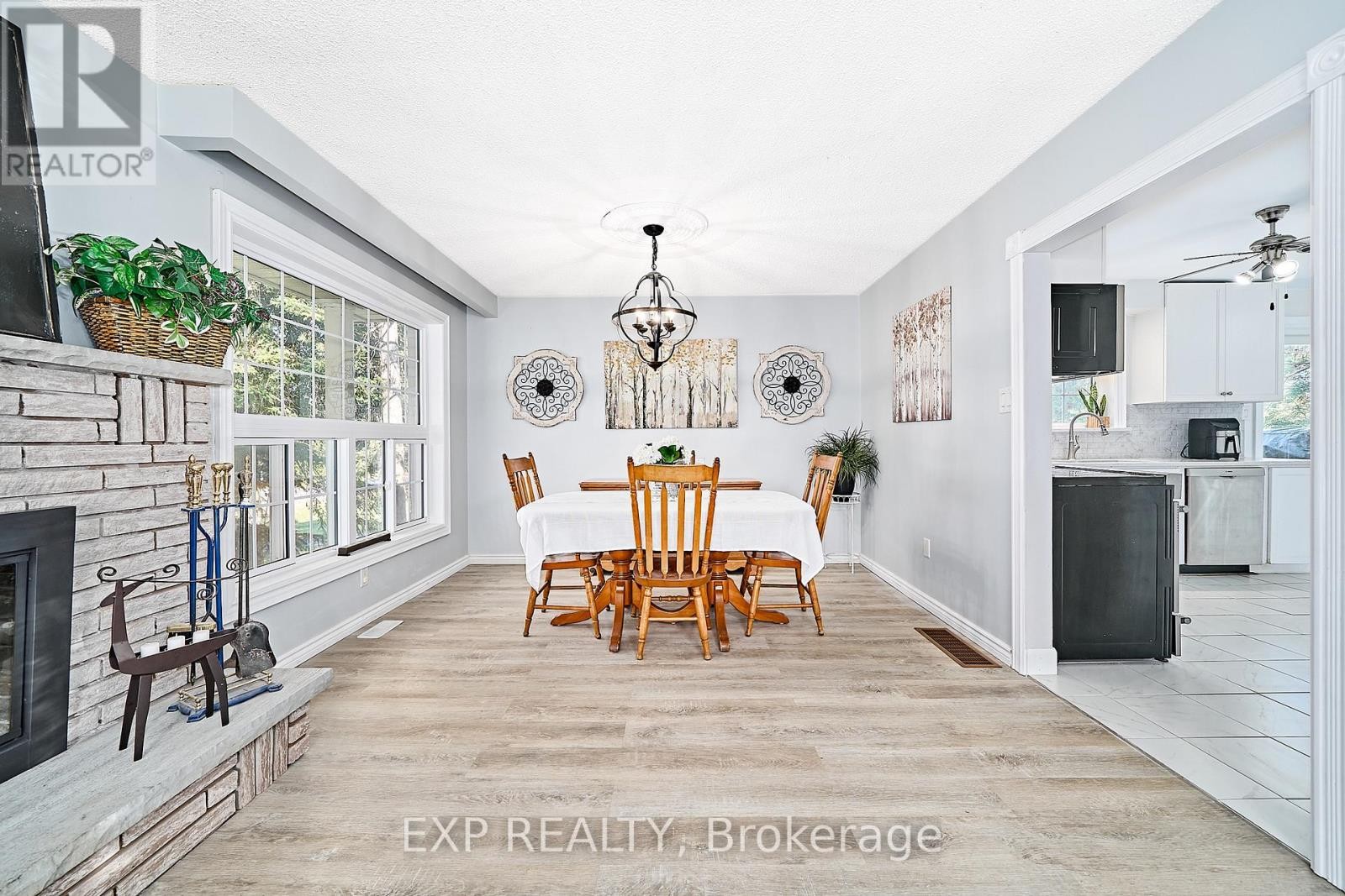 












9 HILDA AVENUE

,
Uxbridge,




Ontario
L9P1R2

