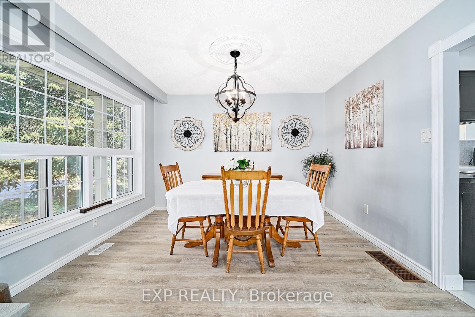 












9 HILDA AVENUE

,
Uxbridge,




Ontario
L9P1R2

